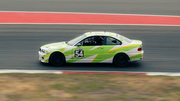 Matt Apeland’s #54 Spec E46 at The Ridge.
