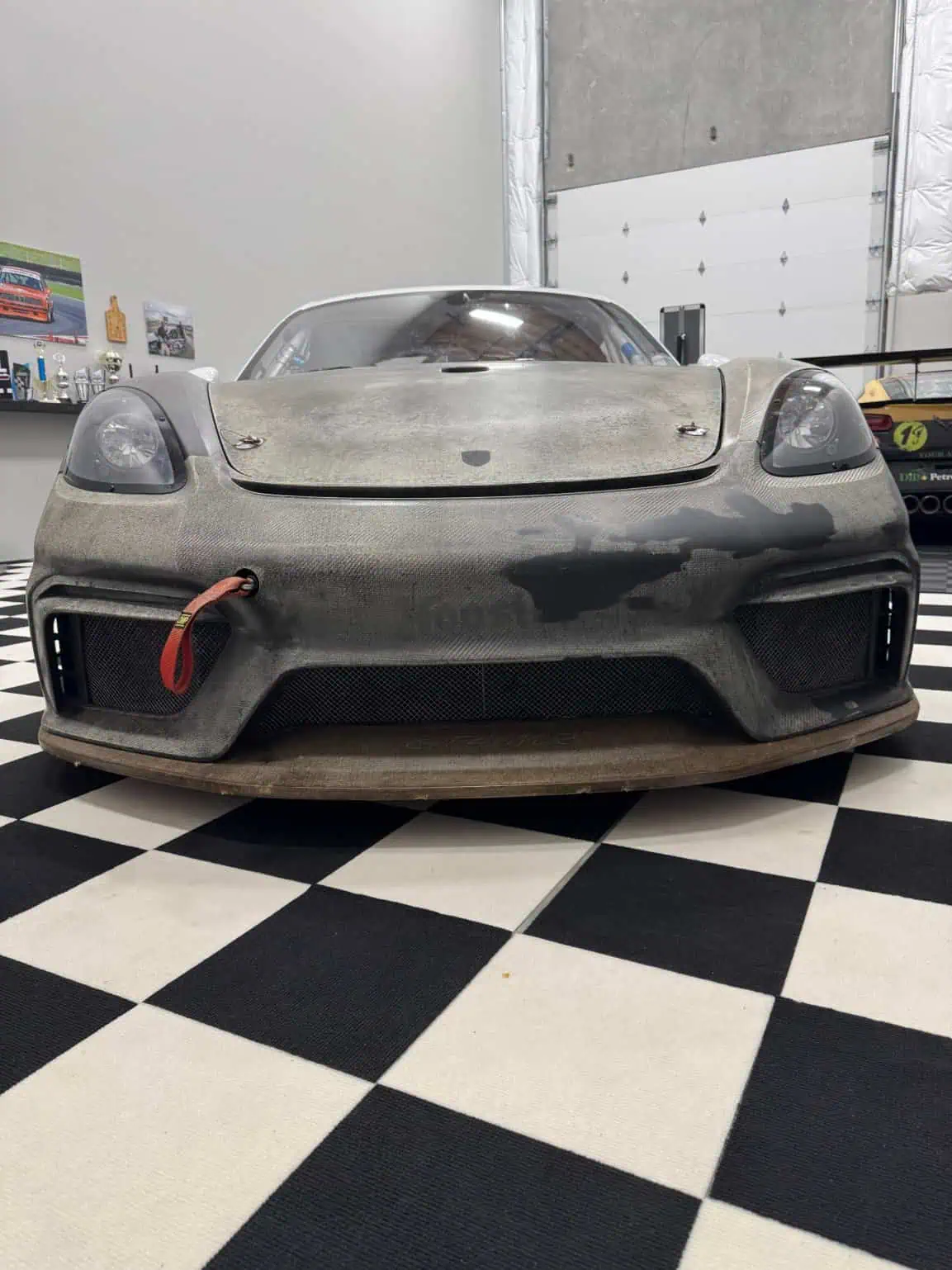 GT4 Clubsport MR front view with raw unpainted carbon front clip